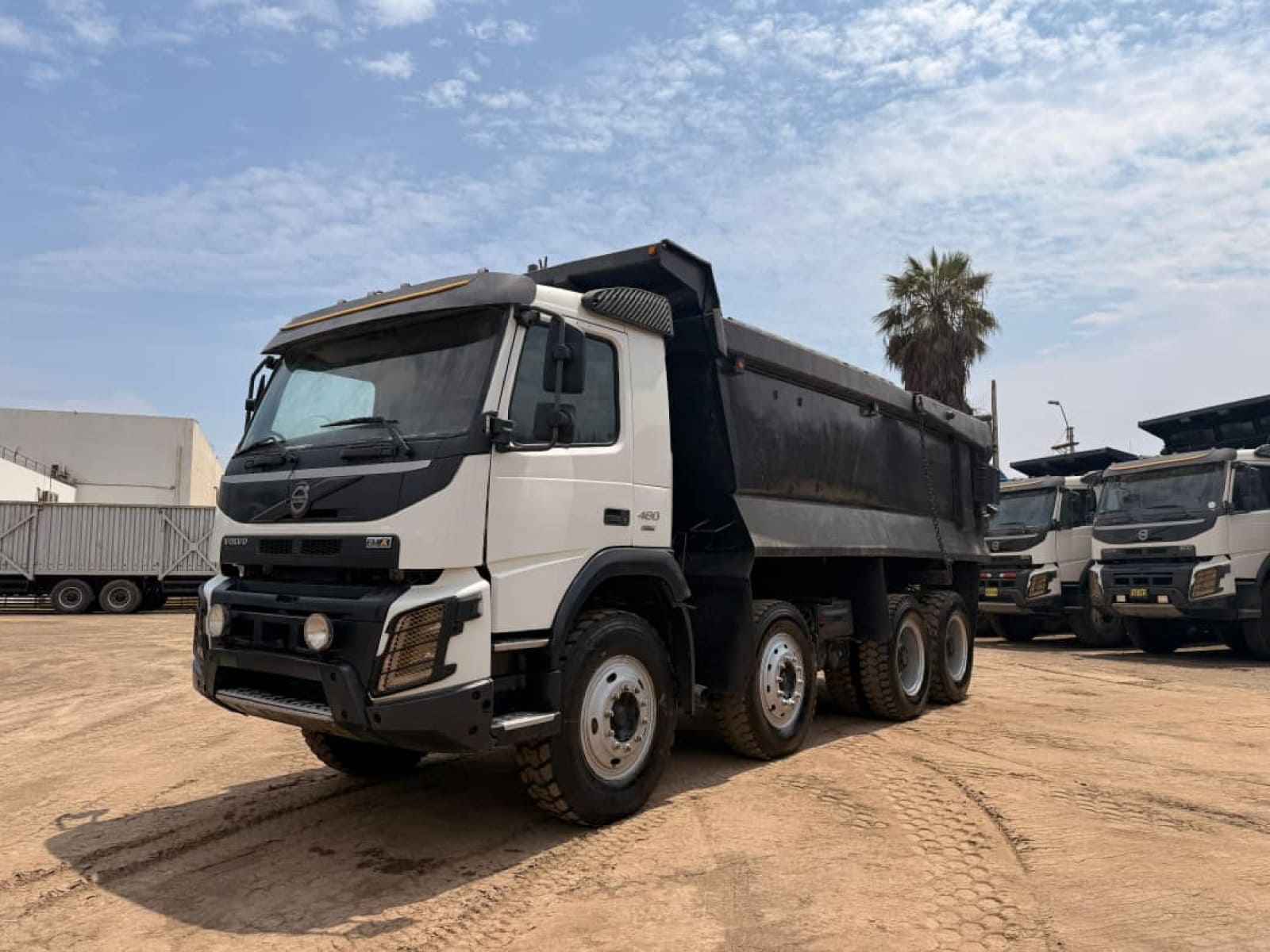 2018-VOLQUETE-VOLVO-FMX-480-8X4-20M3 Volquete Volvo FMX 480 8X4 20M3 Año 2018 - Imagen 1