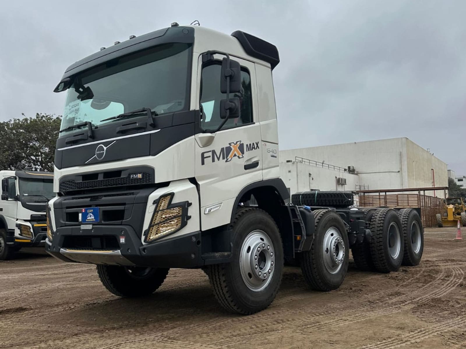 2026-CHASIS-VOLVO-FMX-MAX-540-8X4 2026 CHASIS VOLVO FMX MAX 540 8X4 - Imagen 1