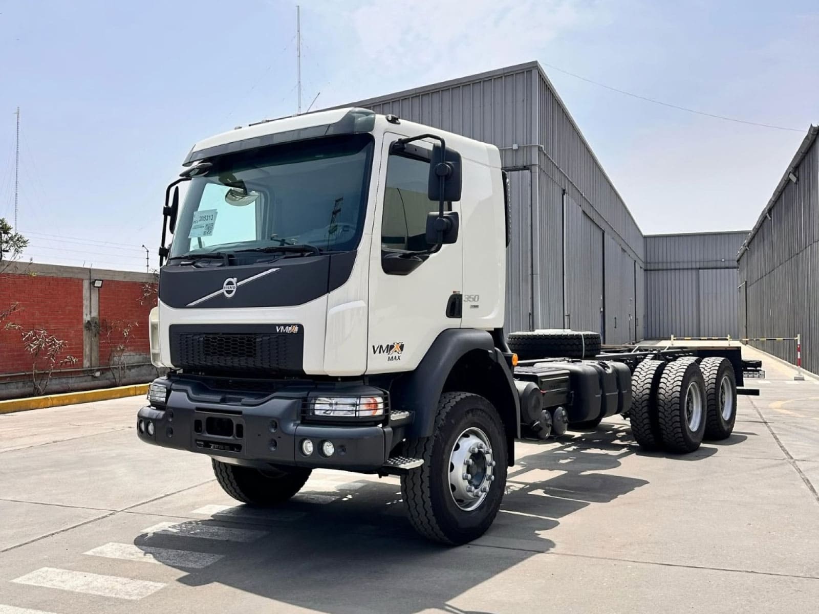 2026-CHASIS-VOLVO-VM-MAX-350-6X4-MUELLES-imagen 2026 Chasis Volvo VM MAX 350 6X4 Muelles - Imagen 1